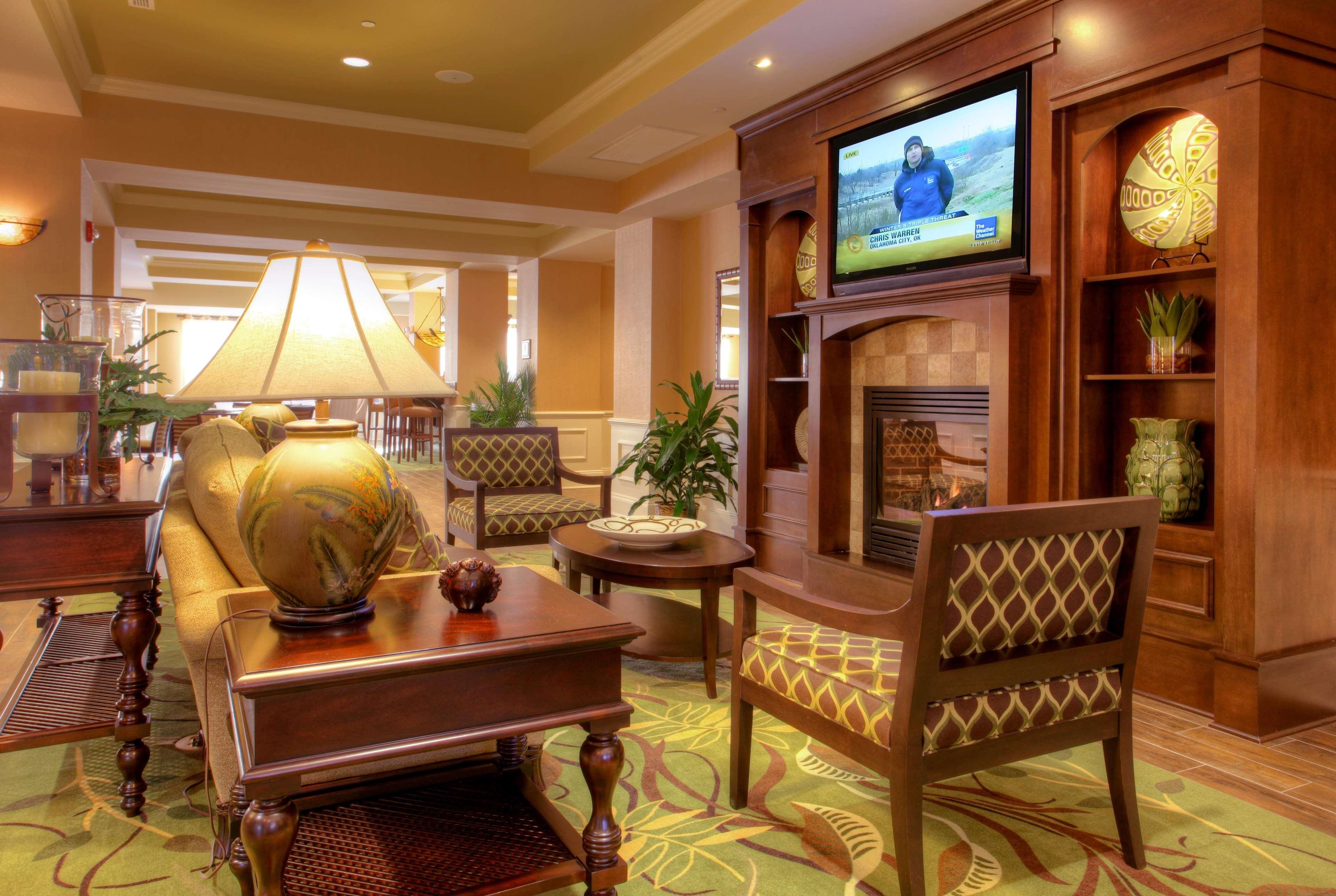 Hampton & Hotel 3*