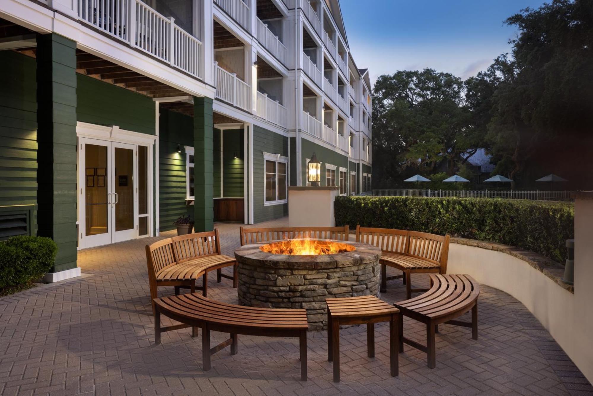 Hotel Hampton &
