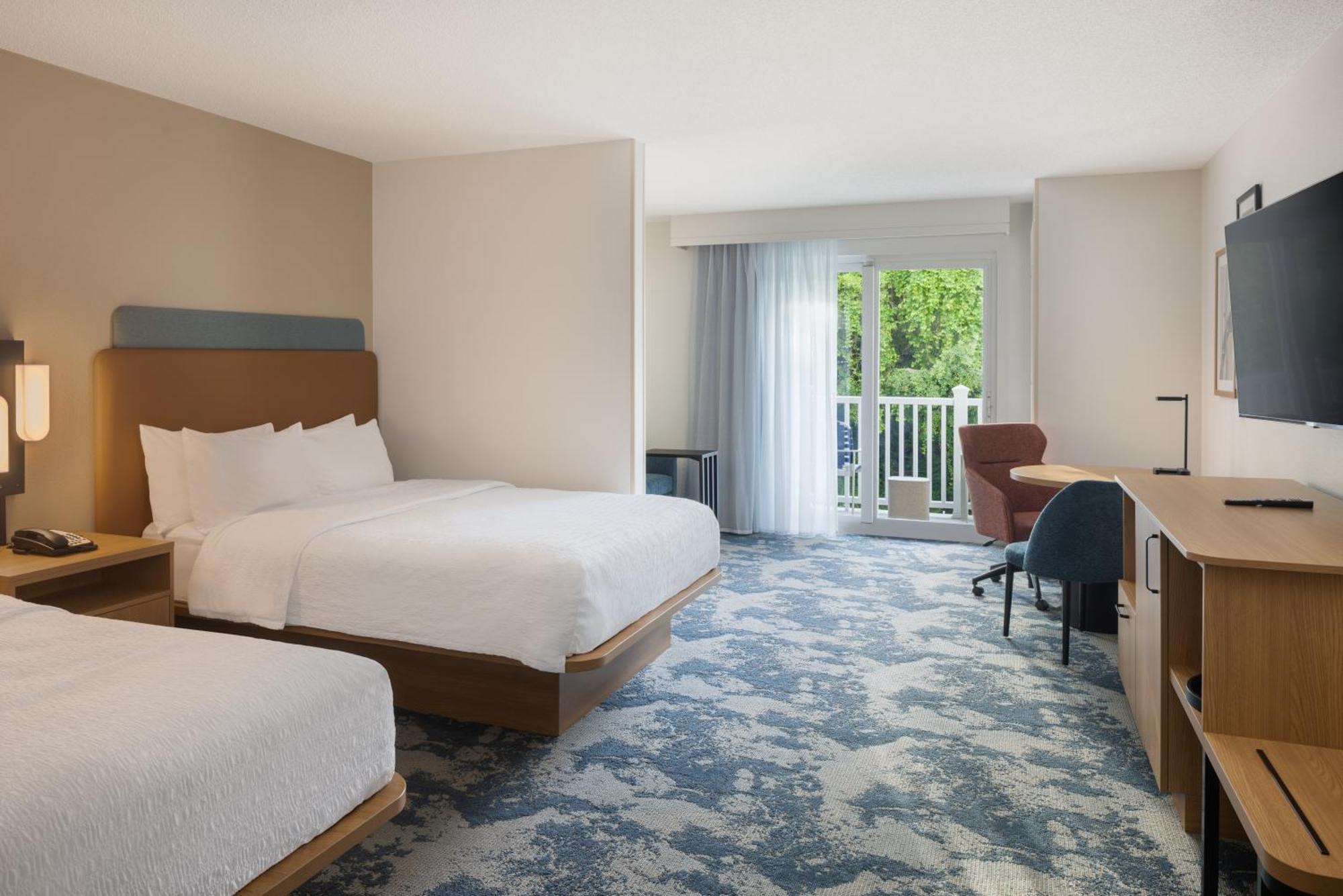 Hotel Hampton & 3*