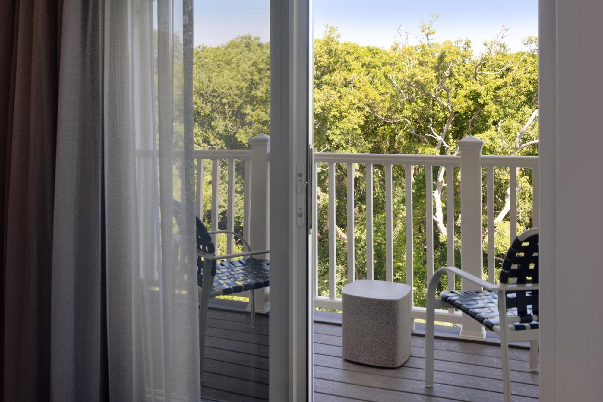 Hotel Hampton &